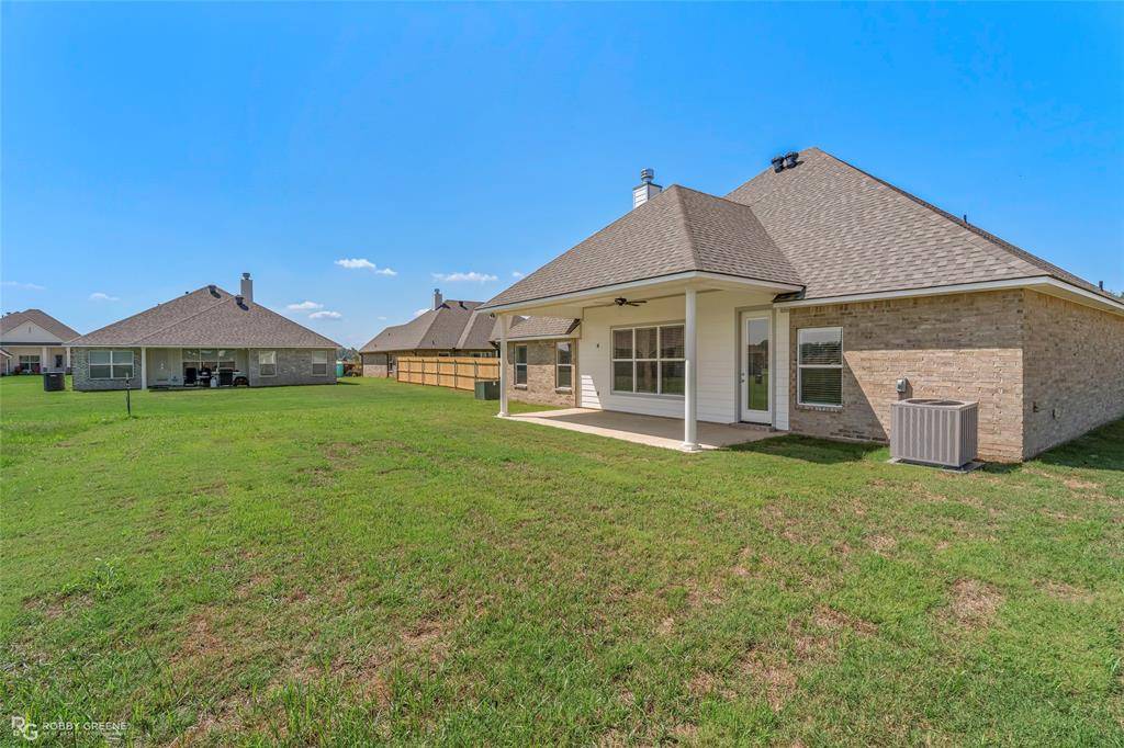 335 Peason Ridge, Bossier City, LA 71112