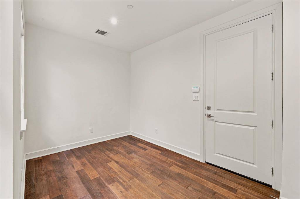 5122 Capitol Avenue #103, Dallas, TX 75206