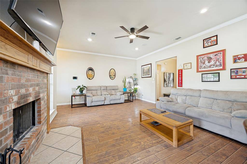 2701 Valley Ridge Lane, Sherman, TX 75092