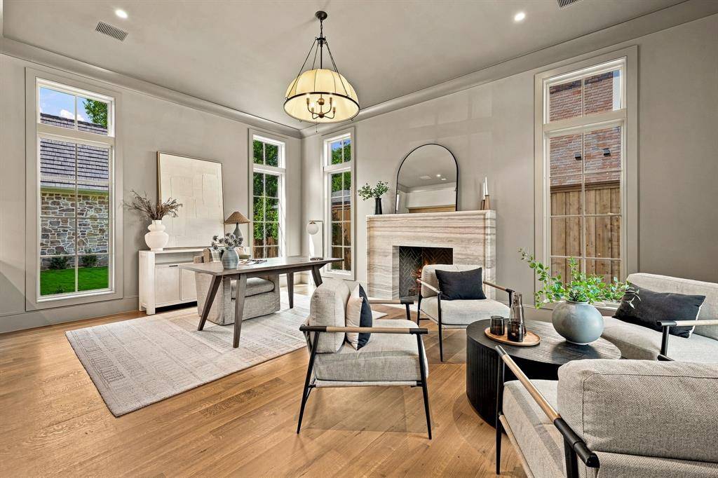 6526 Woodland Drive, Dallas, TX 75225