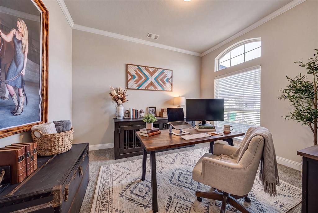 113 Independence Drive, Joshua, TX 76058