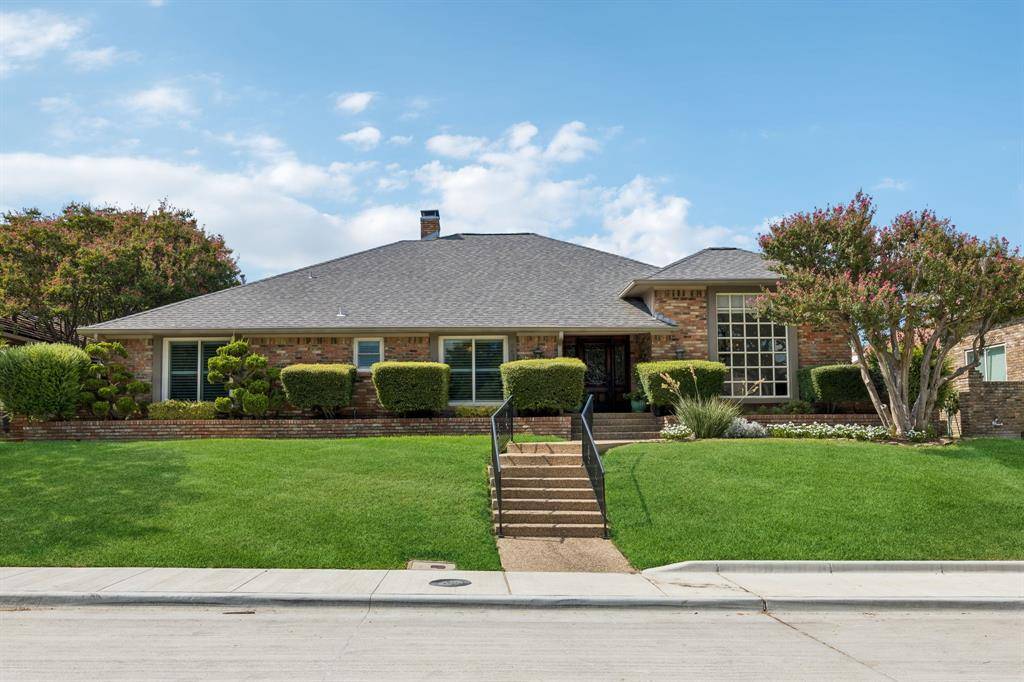 9639 Vista Oaks Drive, Dallas, TX 75243