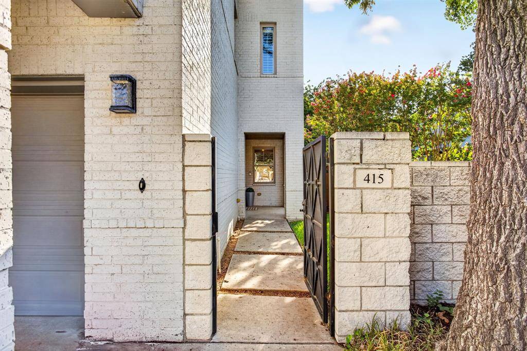 415 Templeton Drive, Fort Worth, TX 76107