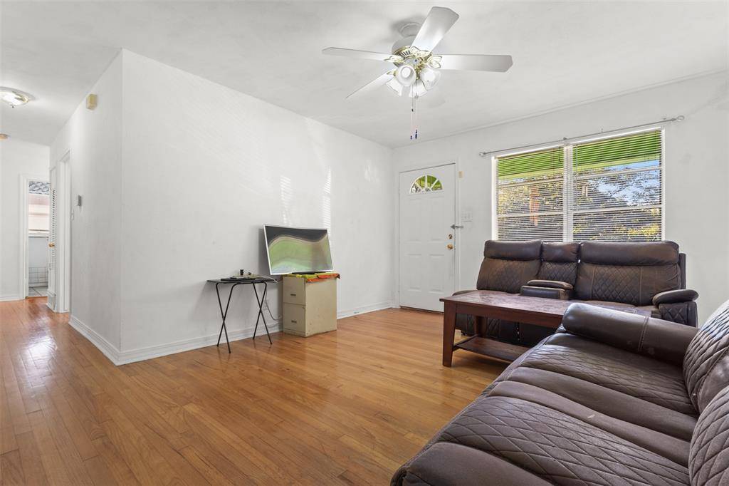 4805 Ira Street, Haltom City, TX 76117