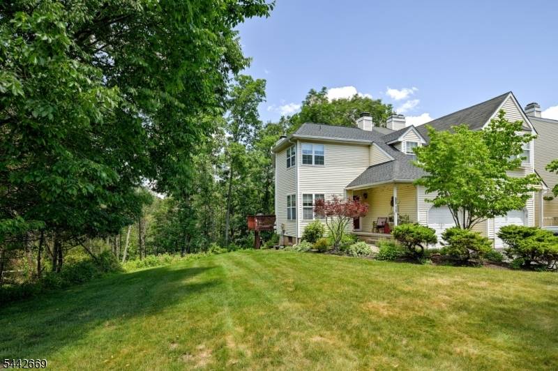 15 NAVAJO TRL, Branchburg Twp., NJ 08876