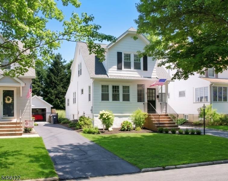 57 Minton Ave, Chatham Boro, NJ 07928