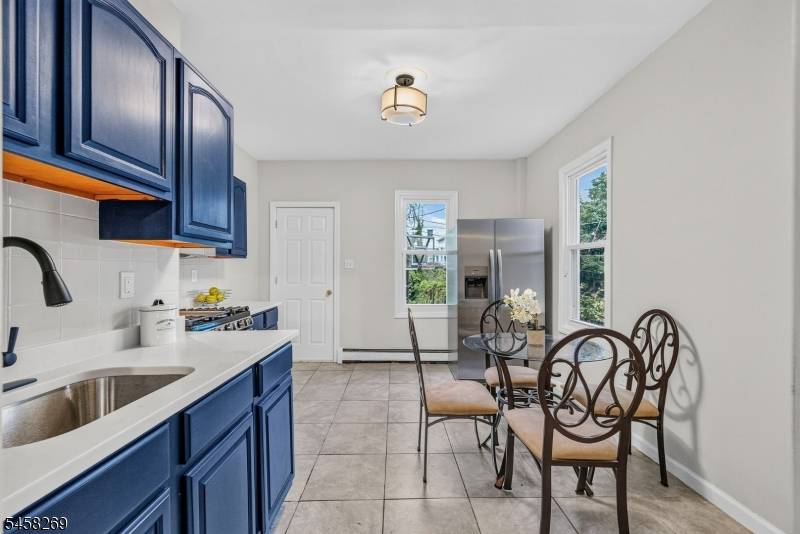 265-7 Sanford St, East Orange City, NJ 07018