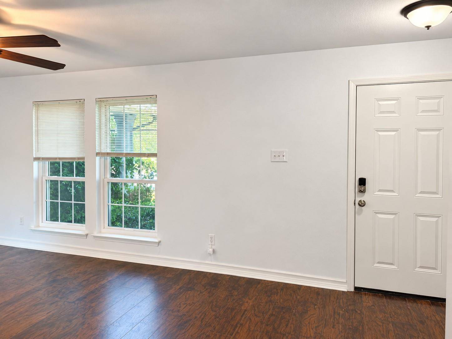1015 E Yager LN #129, Austin, TX 78753