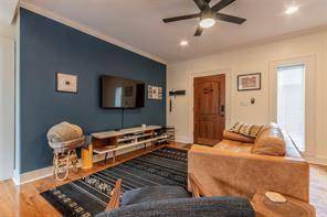2415 Durwood ST #B, Austin, TX 78704