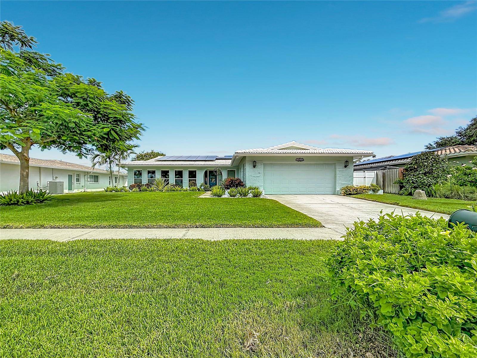 14515 ANCHORAGE CIR, Seminole, FL 33776