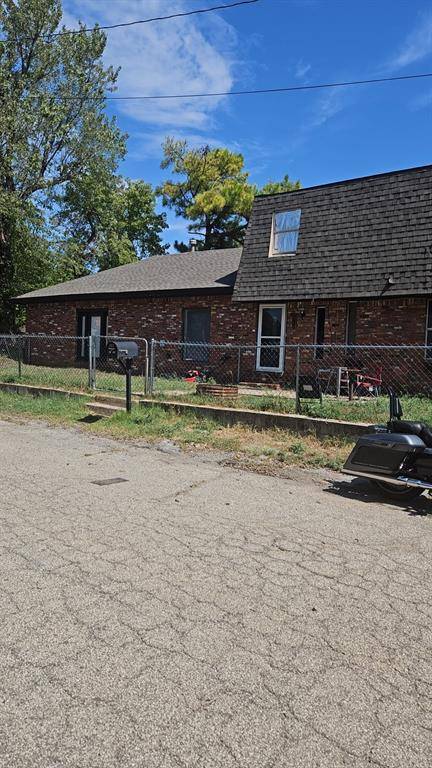 821 W Moses ST, Cushing, OK 74023
