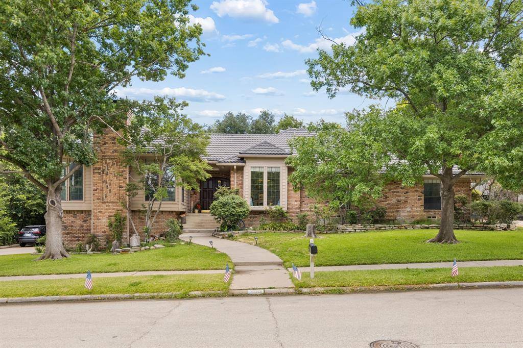 205 Balboa Street, Irving, TX 75062