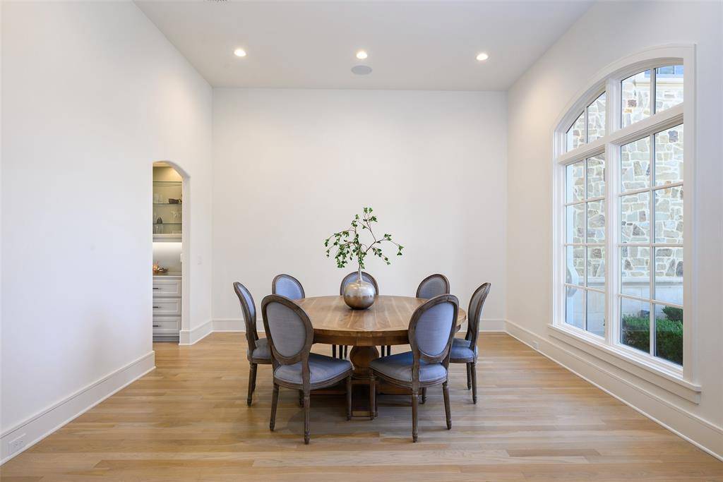 4254 Ridge Road, Dallas, TX 75229