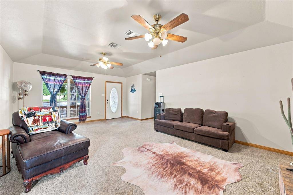 7526 Fm 2114, Hubbard, TX 76648