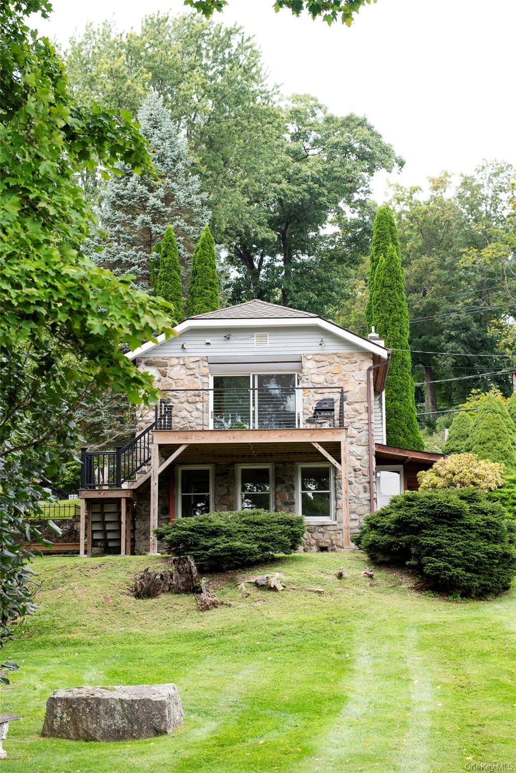 112 W Lake BLVD, Mahopac, NY 10541