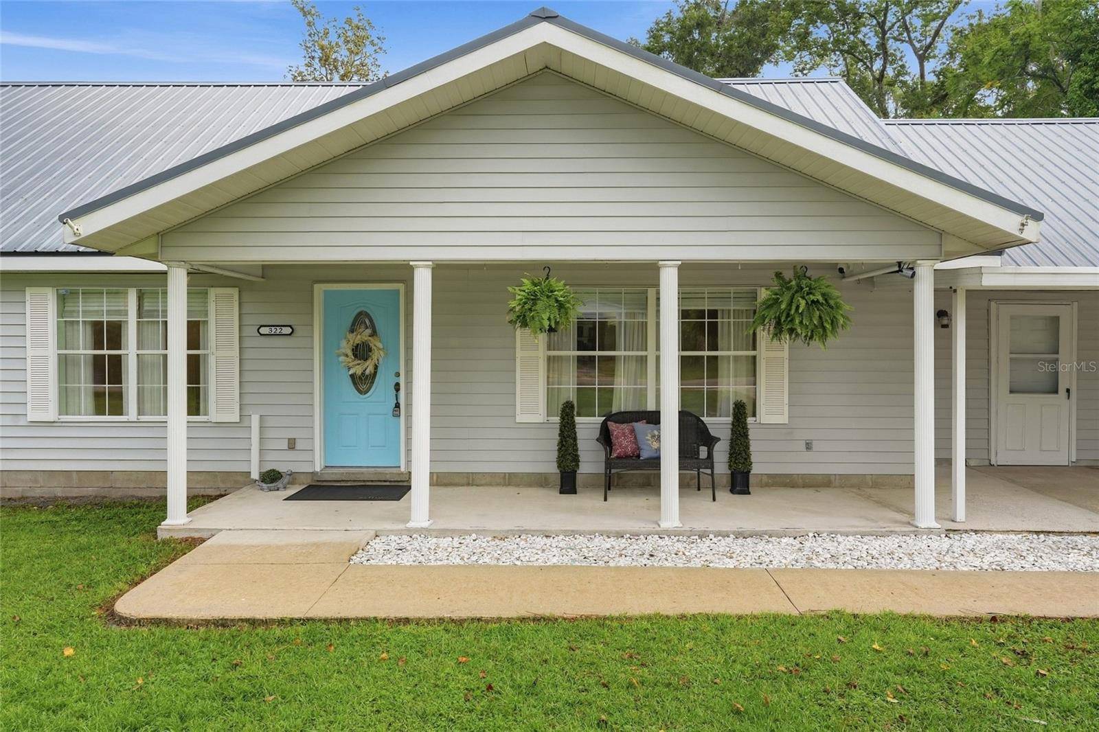 322 NE 4TH AVE, Trenton, FL 32693