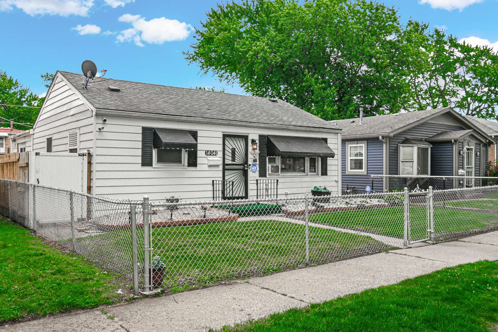 14041 S Calhoun AVE, Burnham, IL 60633