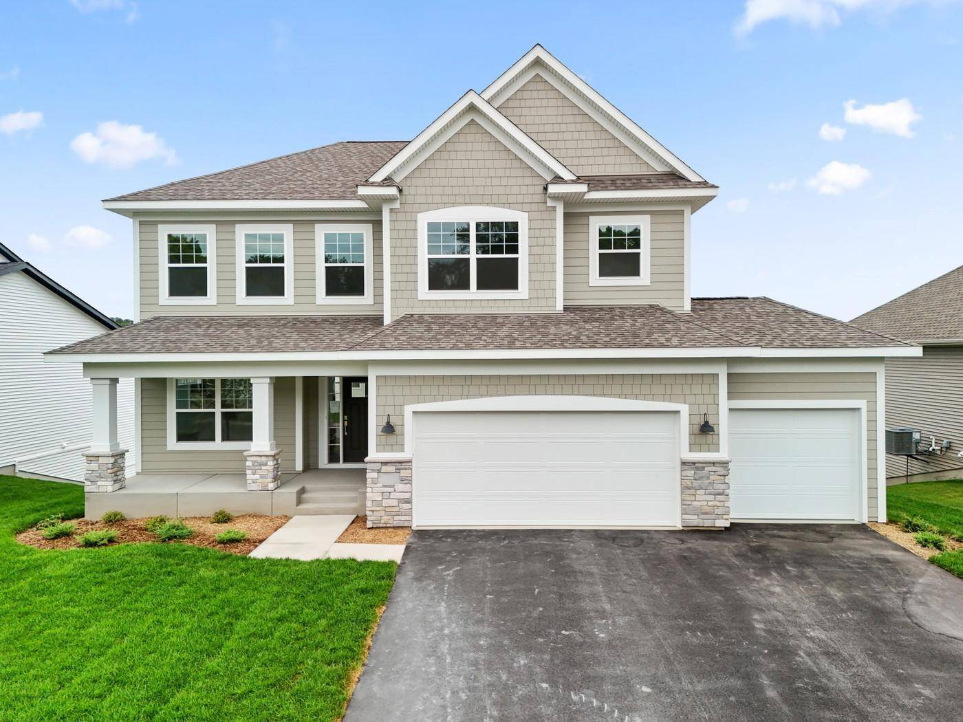 916 Big Woods DR, Delano, MN 55328