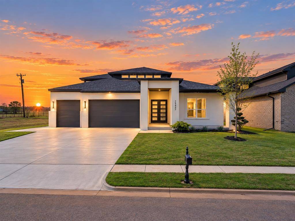 15437 Capri LN, Edmond, OK 73013