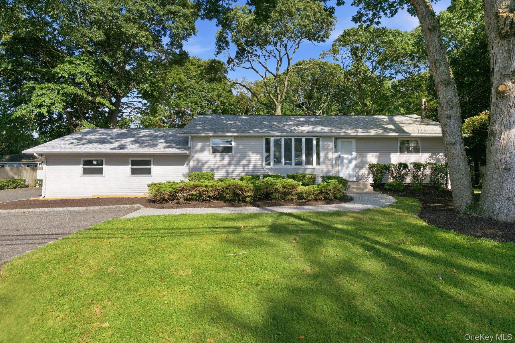 65 Holbrook RD, Centereach, NY 11720