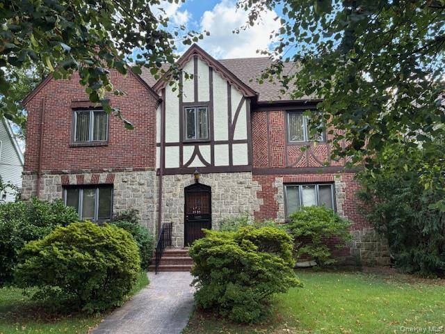 3533 171st ST, Flushing, NY 11358