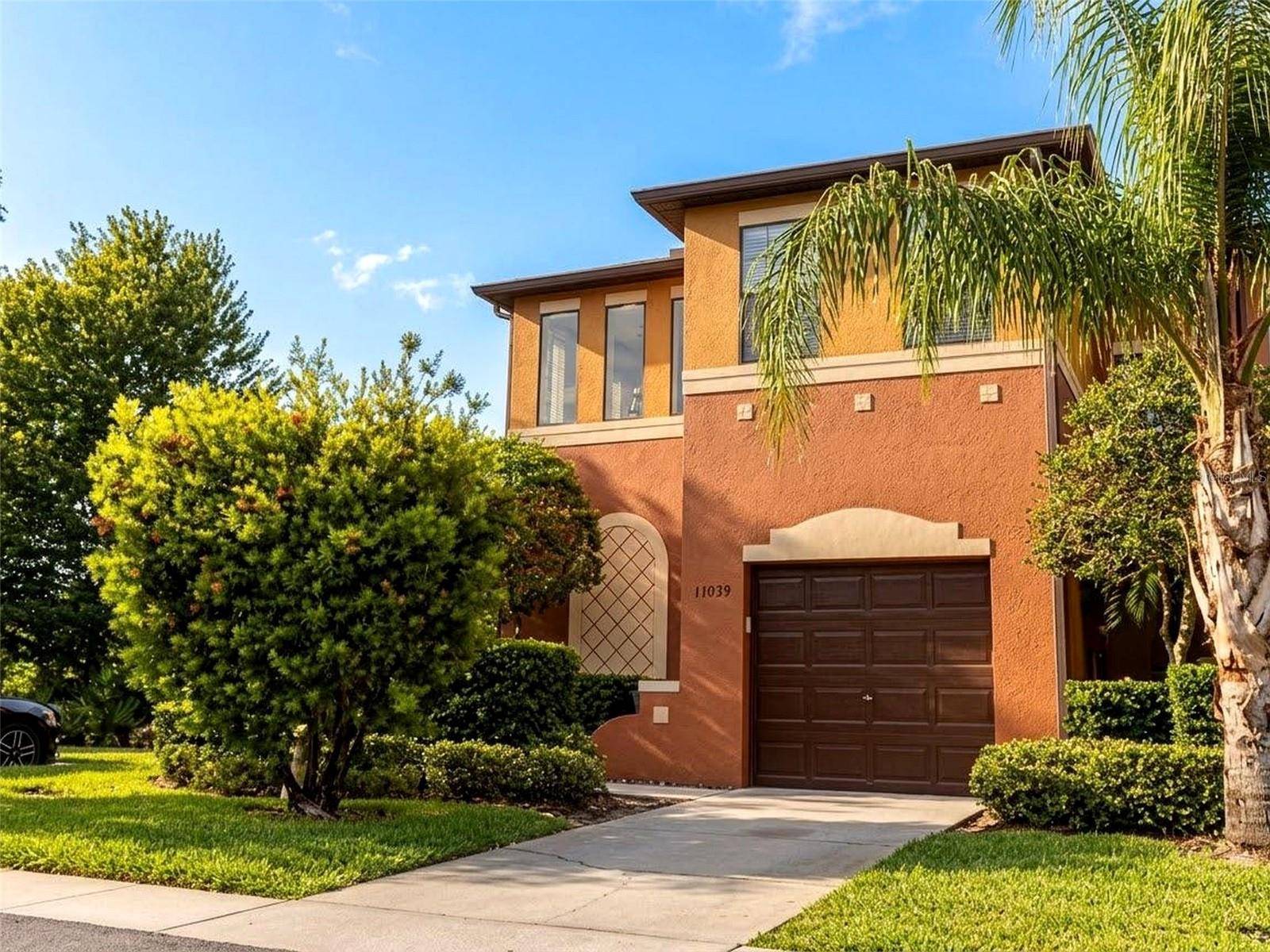 30039 MOSSBANK DR, Wesley Chapel, FL 33543