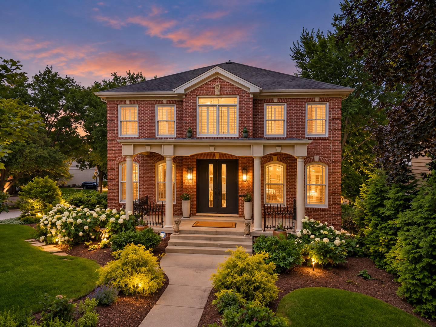 26 N Julian ST, Naperville, IL 60540