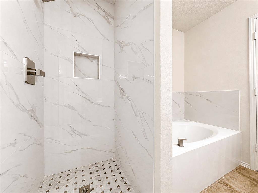 3312 Knoll Trail, Balch Springs, TX 75180