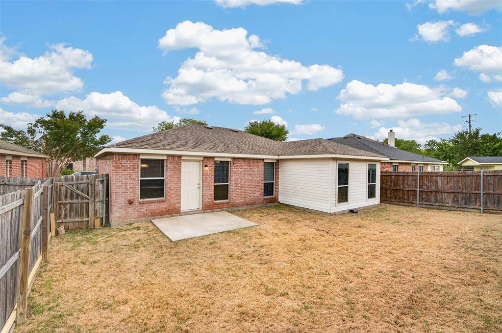 3312 Knoll Trail, Balch Springs, TX 75180