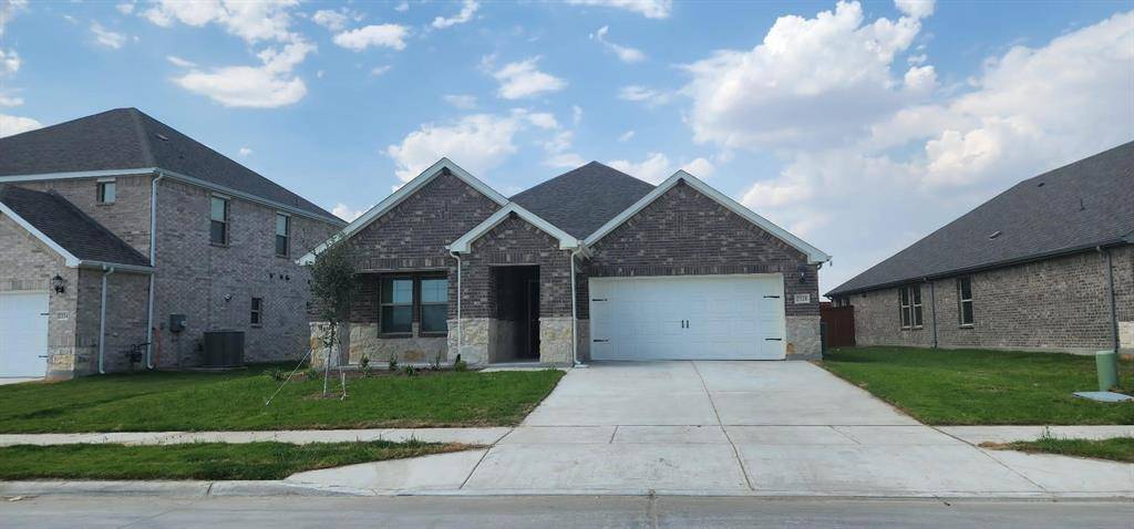2320 Volans Drive, Haslet, TX 76052