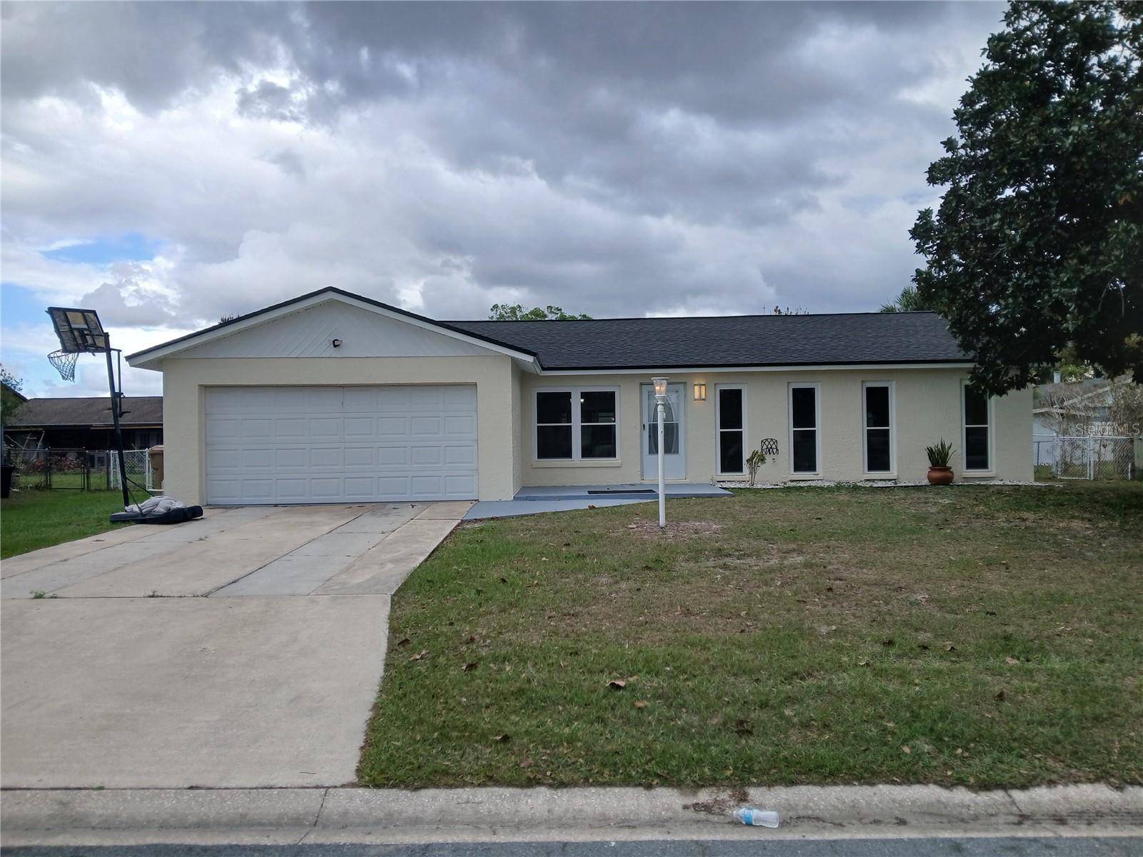 181 GUAYMAS DR, Kissimmee, FL 34743