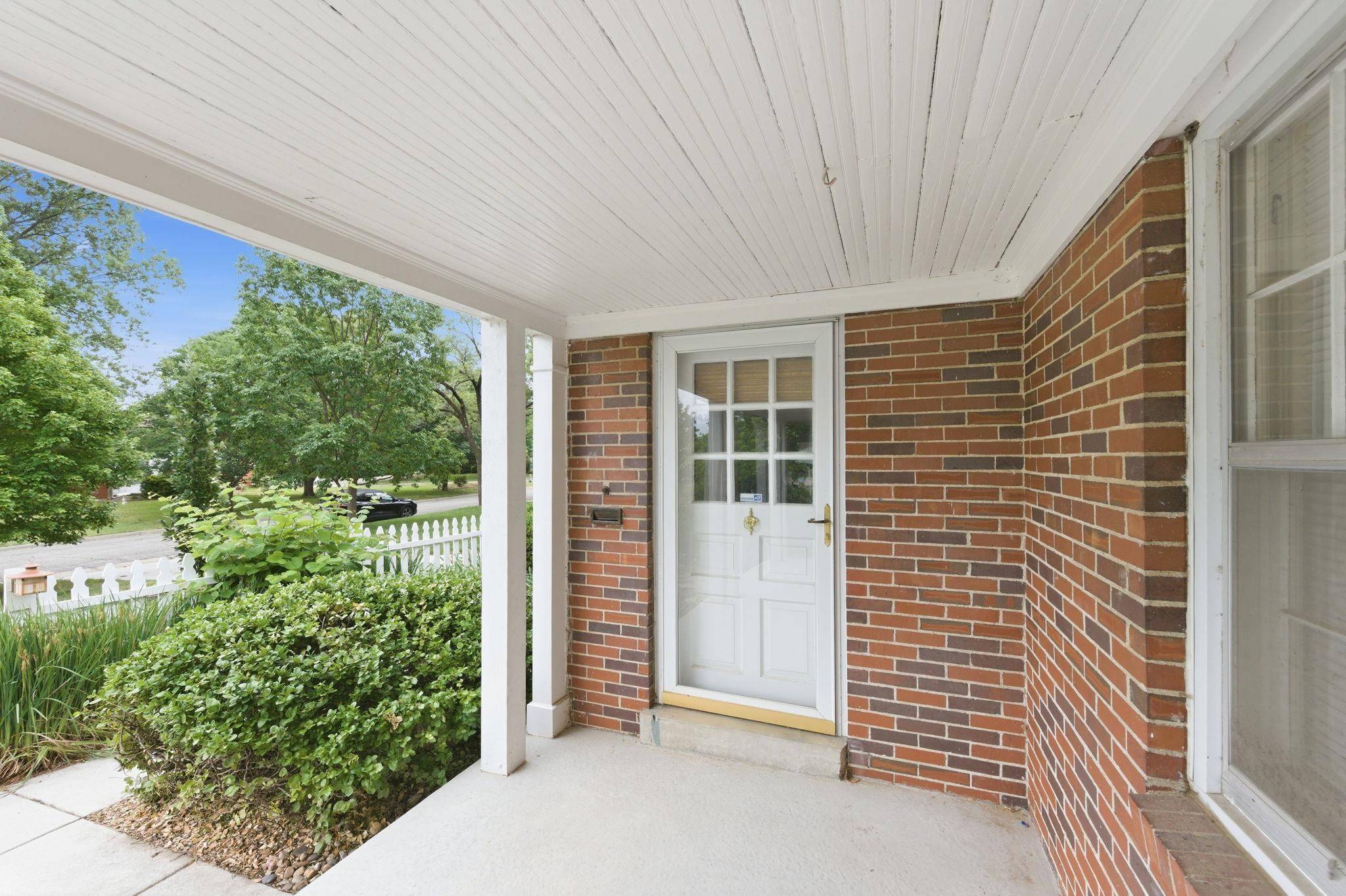 329 S Glendale Ave, Wichita, KS 67218