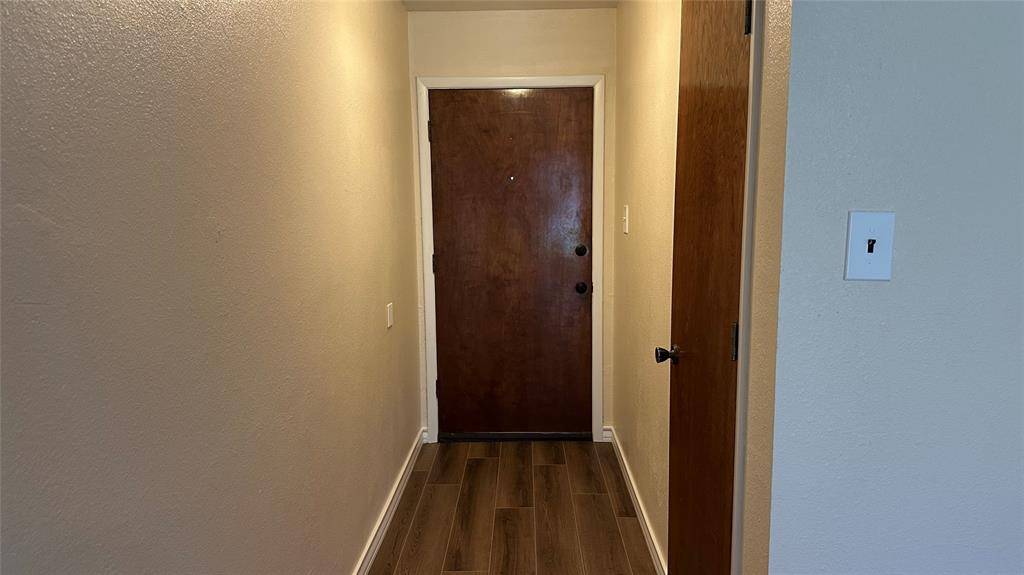 5916 Kary Lynn Drive S, Watauga, TX 76148