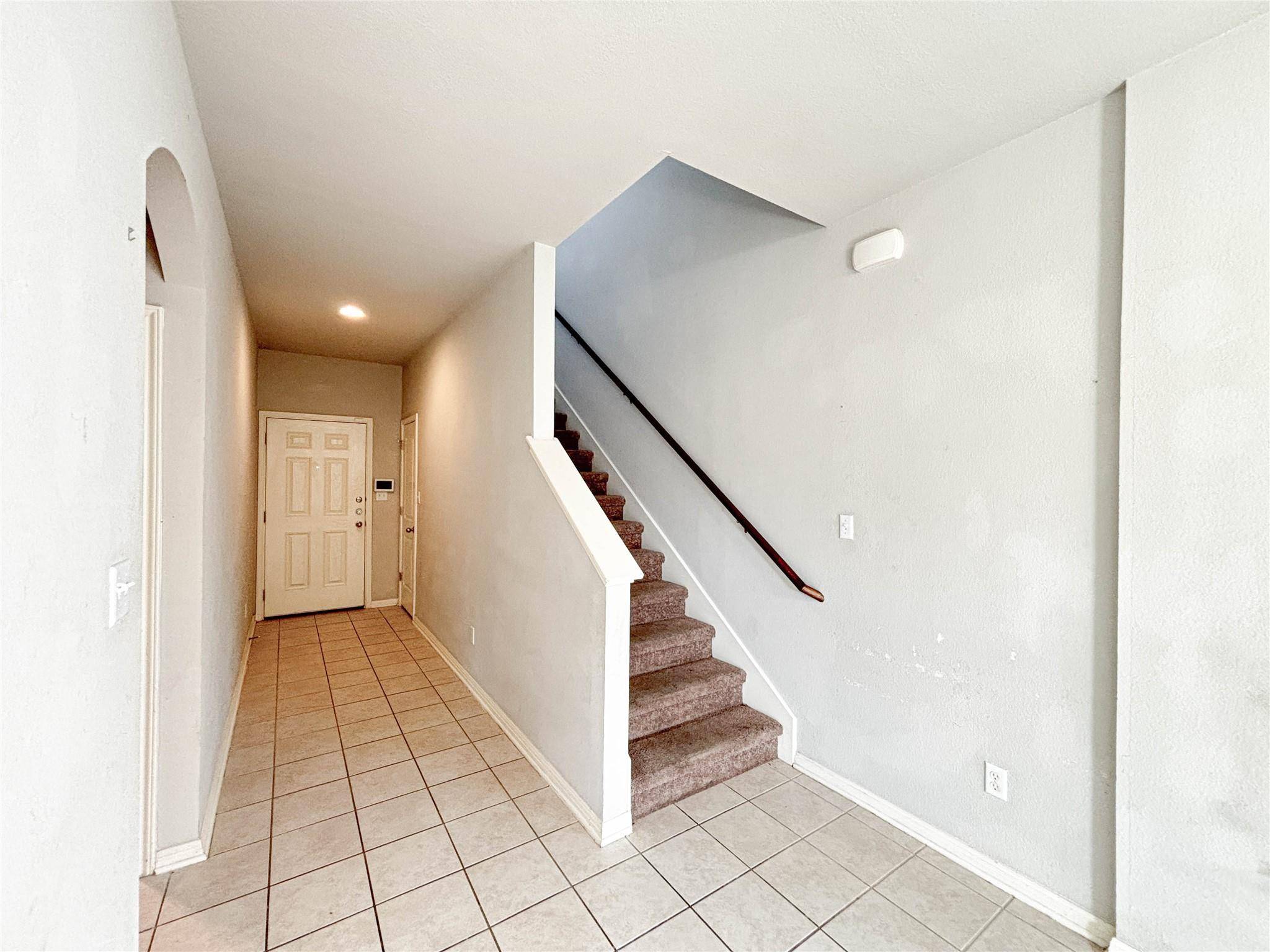 119 Gambel Oak WAY, San Marcos, TX 78666