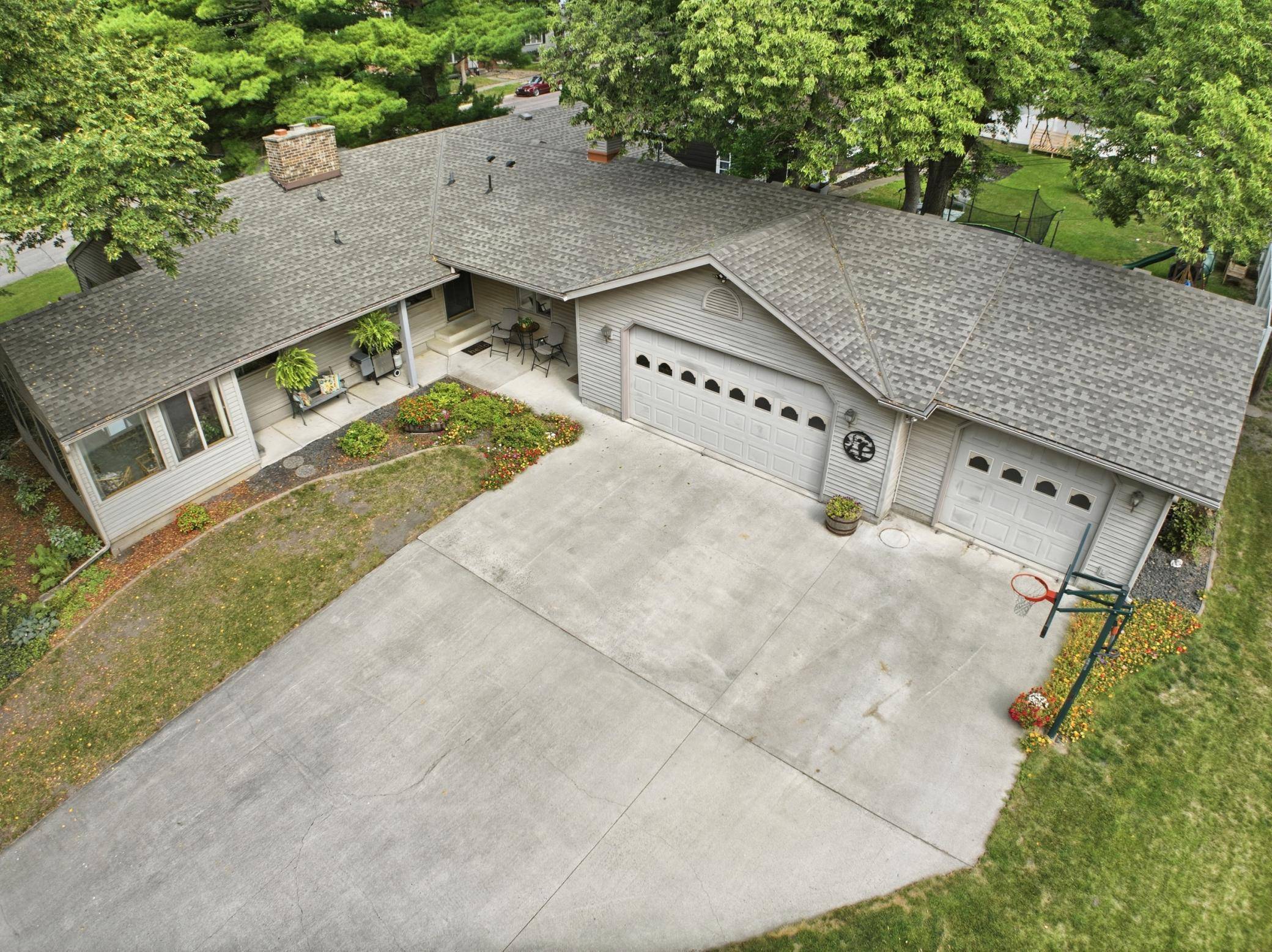 302 N 9th ST, Montevideo, MN 56265