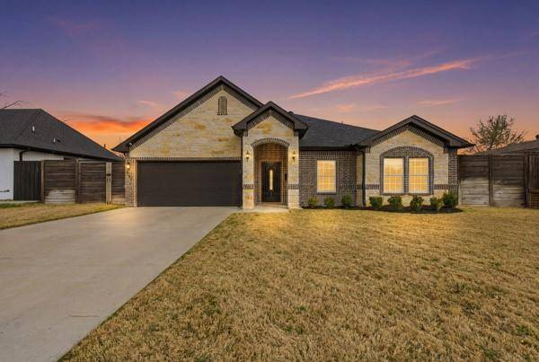 3247 Darvany Drive, Dallas, TX 75220