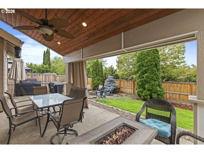2529 N ROGER SMITH DR, Newberg, OR 97132
