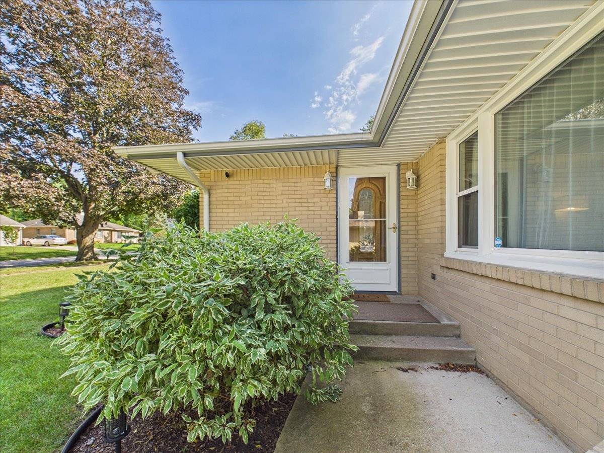 912 Chelsea AVE, Rockford, IL 61107