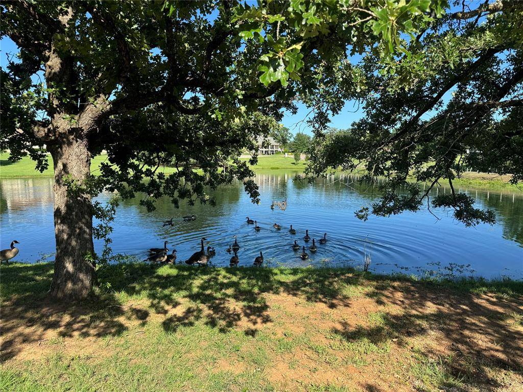 20 Granada DR, Shawnee, OK 74804