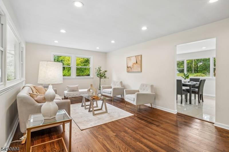 60 Flower Ave, Washington Boro, NJ 07882