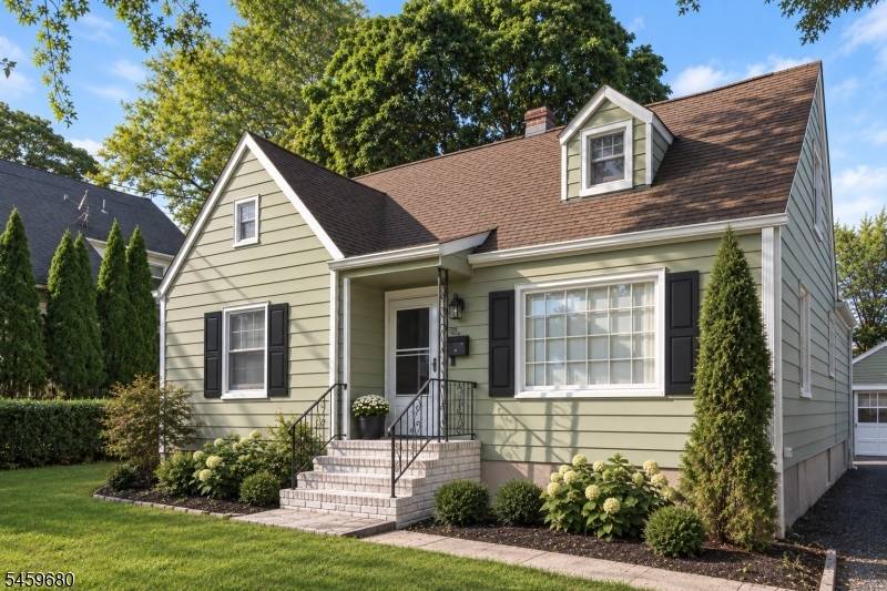 57 N Main St, Flemington Boro, NJ 08822