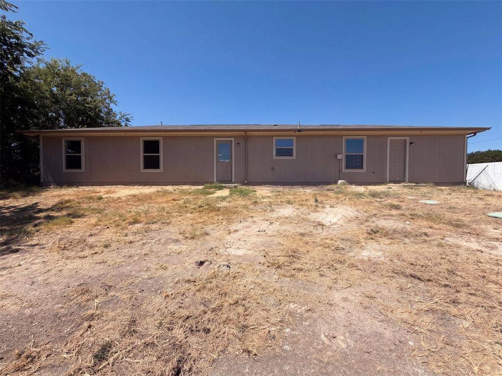 521 Brazos Hills Drive, Weatherford, TX 76087