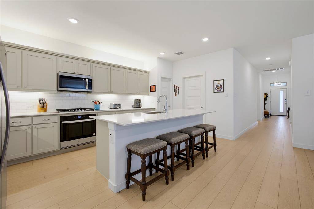 916 Chinati Street, Princeton, TX 75407
