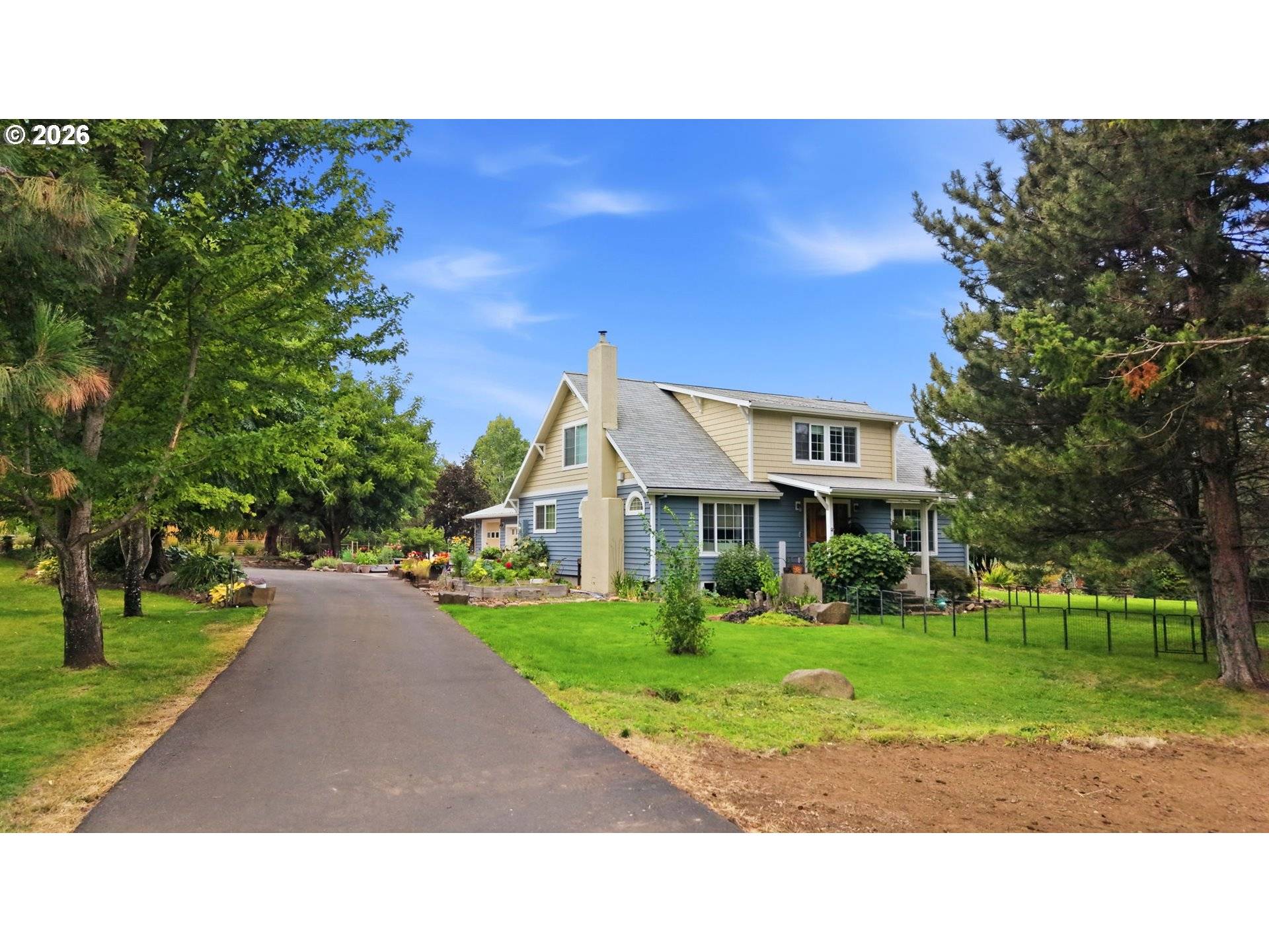 1736 MARKHAM RD, Hood River, OR 97031