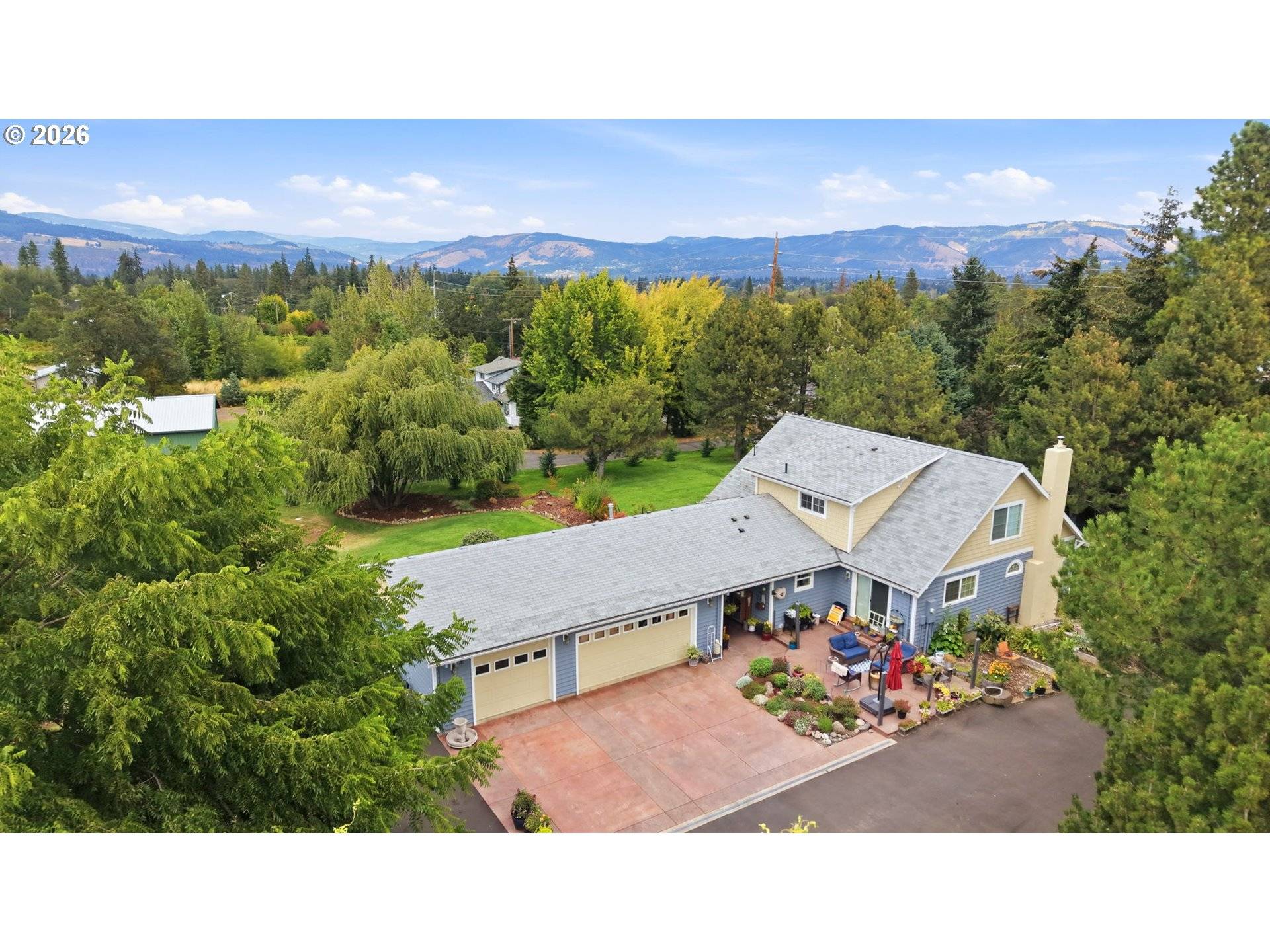 1736 MARKHAM RD, Hood River, OR 97031