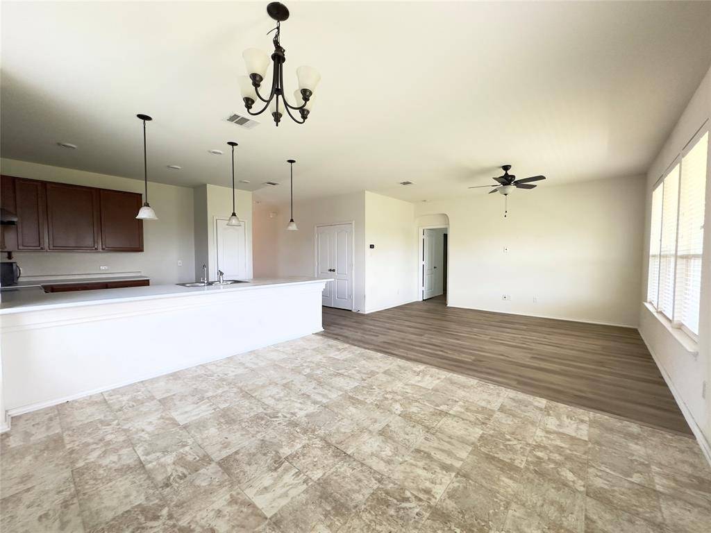 12409 Franklin D Roosevelt ST, Manor, TX 78653