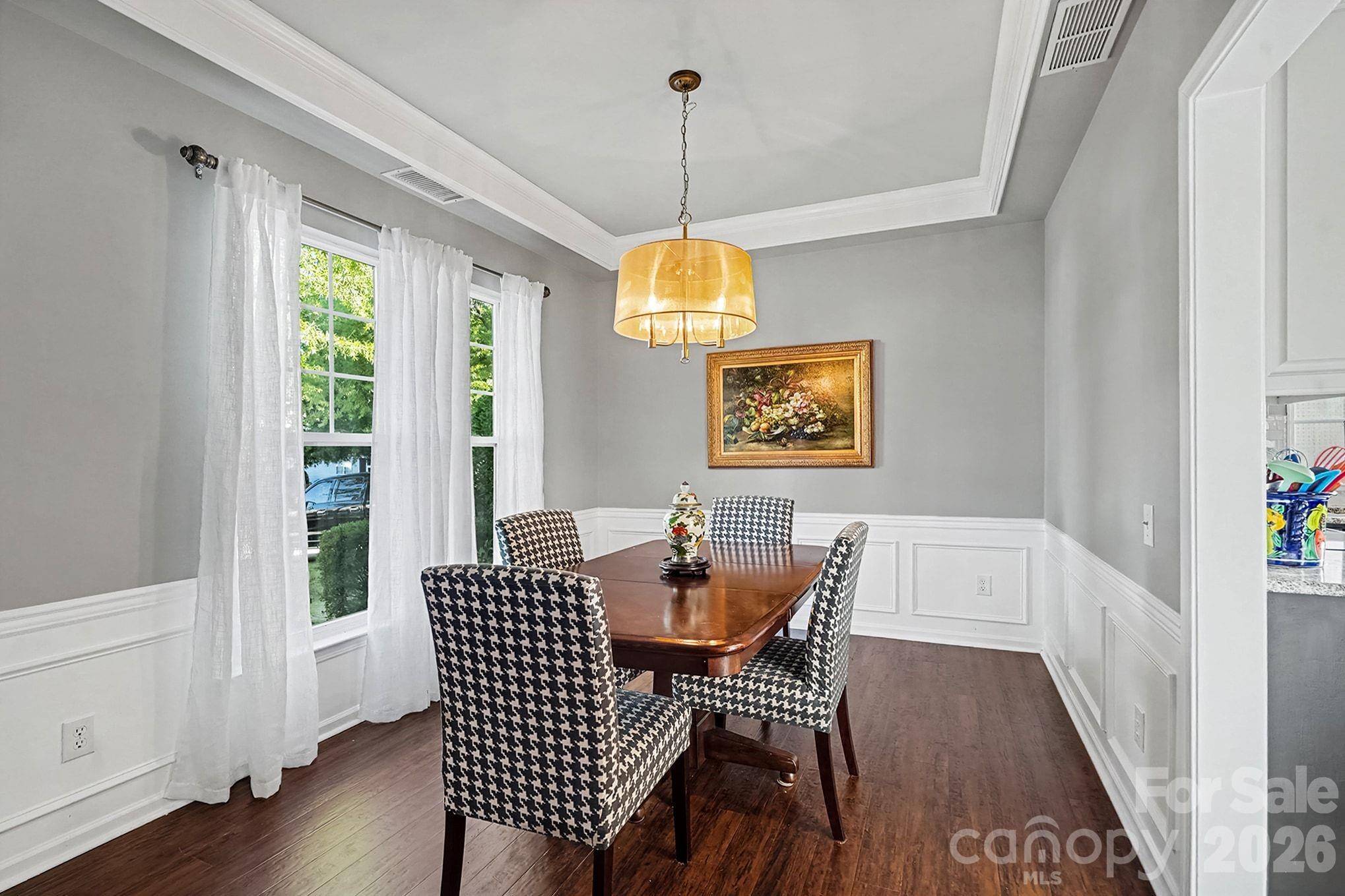7024 Saranac LN, Charlotte, NC 28105