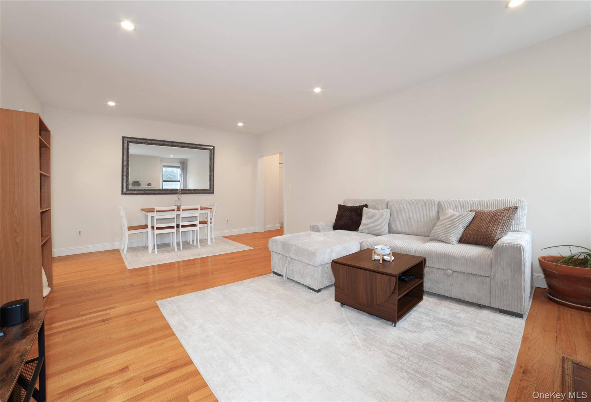 68 E Hartsdale AVE #5E, Hartsdale, NY 10530