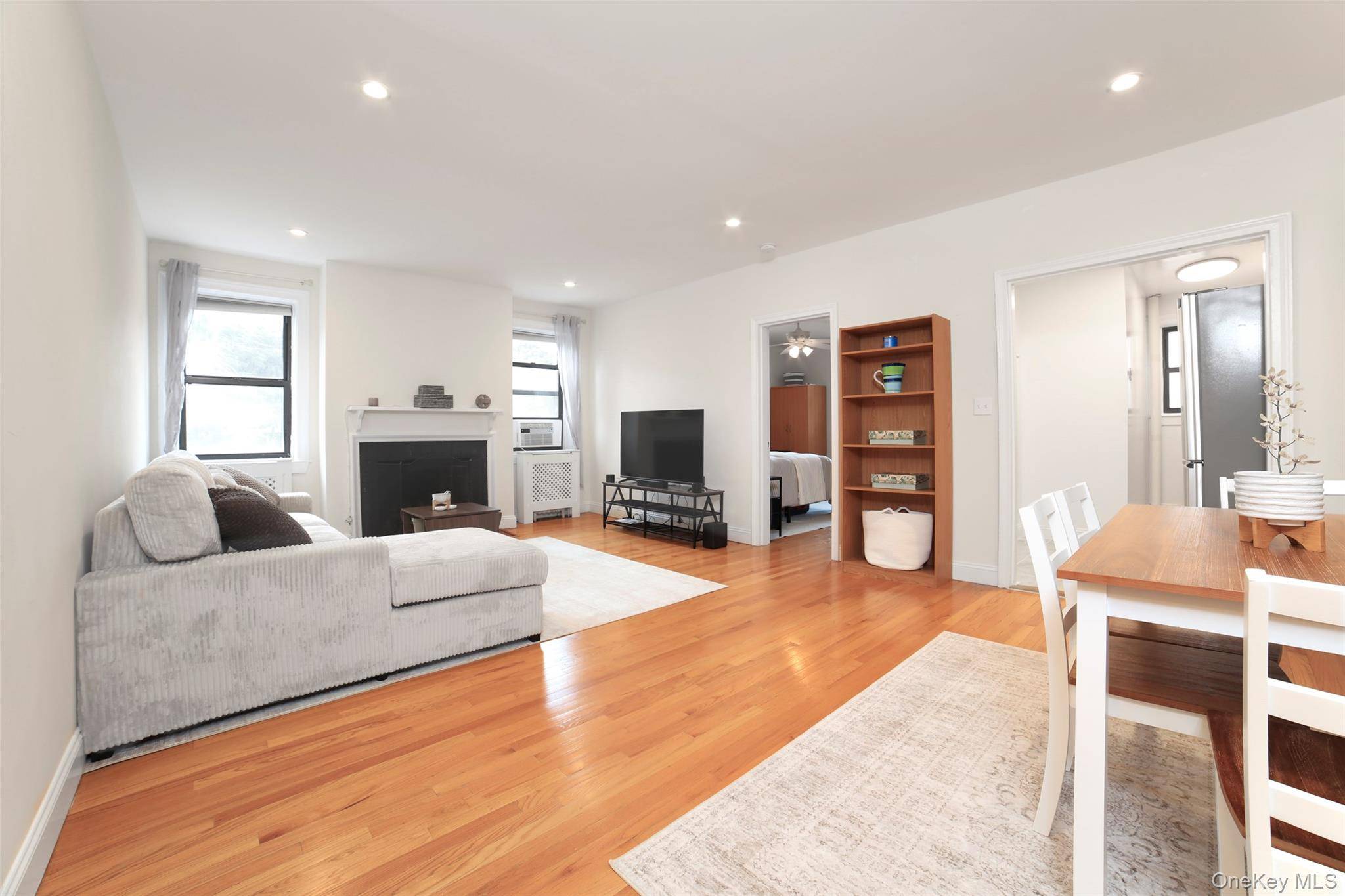 68 E Hartsdale AVE #5E, Hartsdale, NY 10530