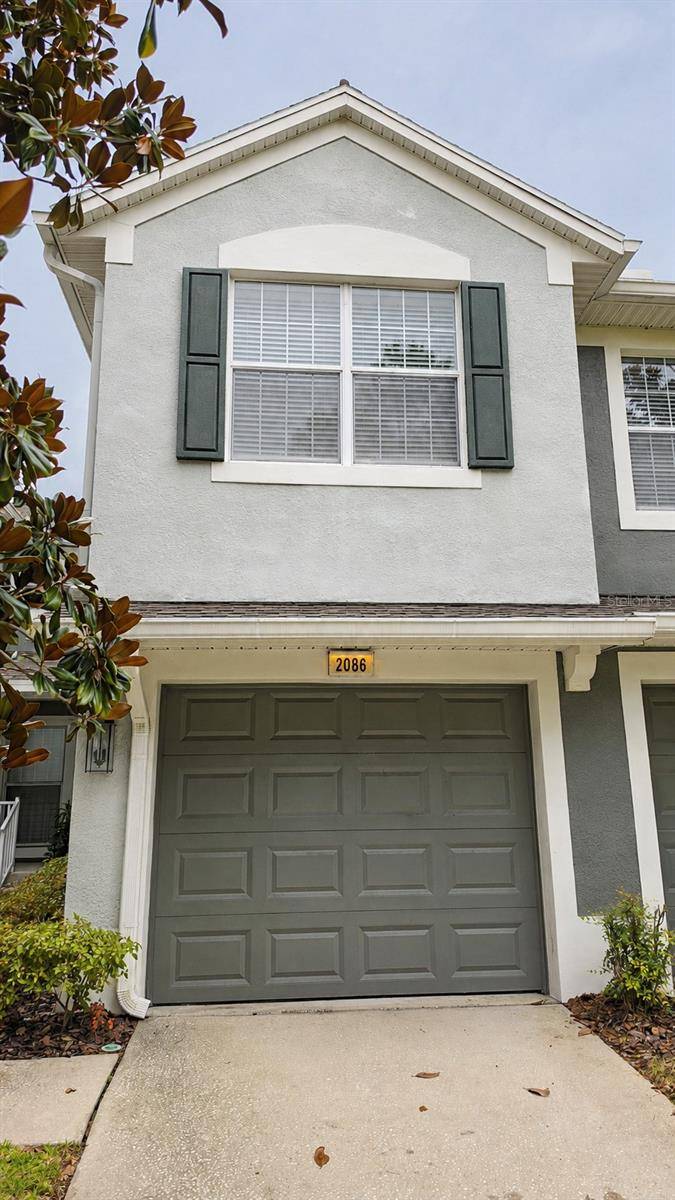 2086 KINGS PALACE DR #2086, Riverview, FL 33578